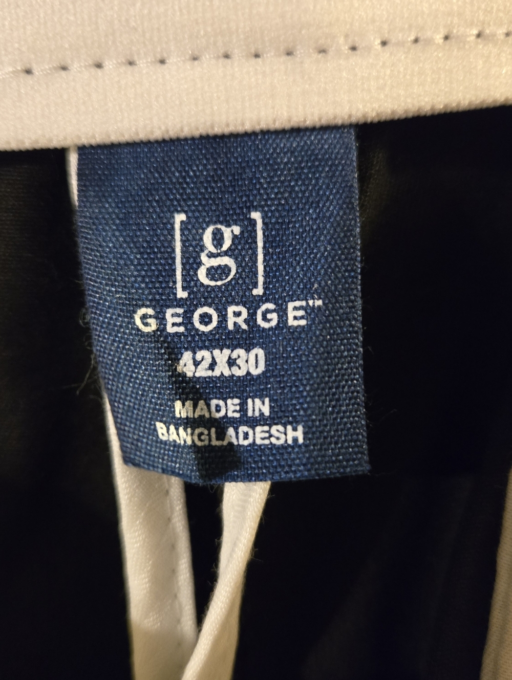 George New Mens Black Premium Khaki Straight Pants 42x30 Wrinkle Resistant - Picture 8 of 8